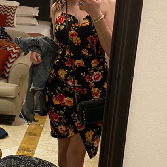 Floral Mini Dress - Picture 6 of 6